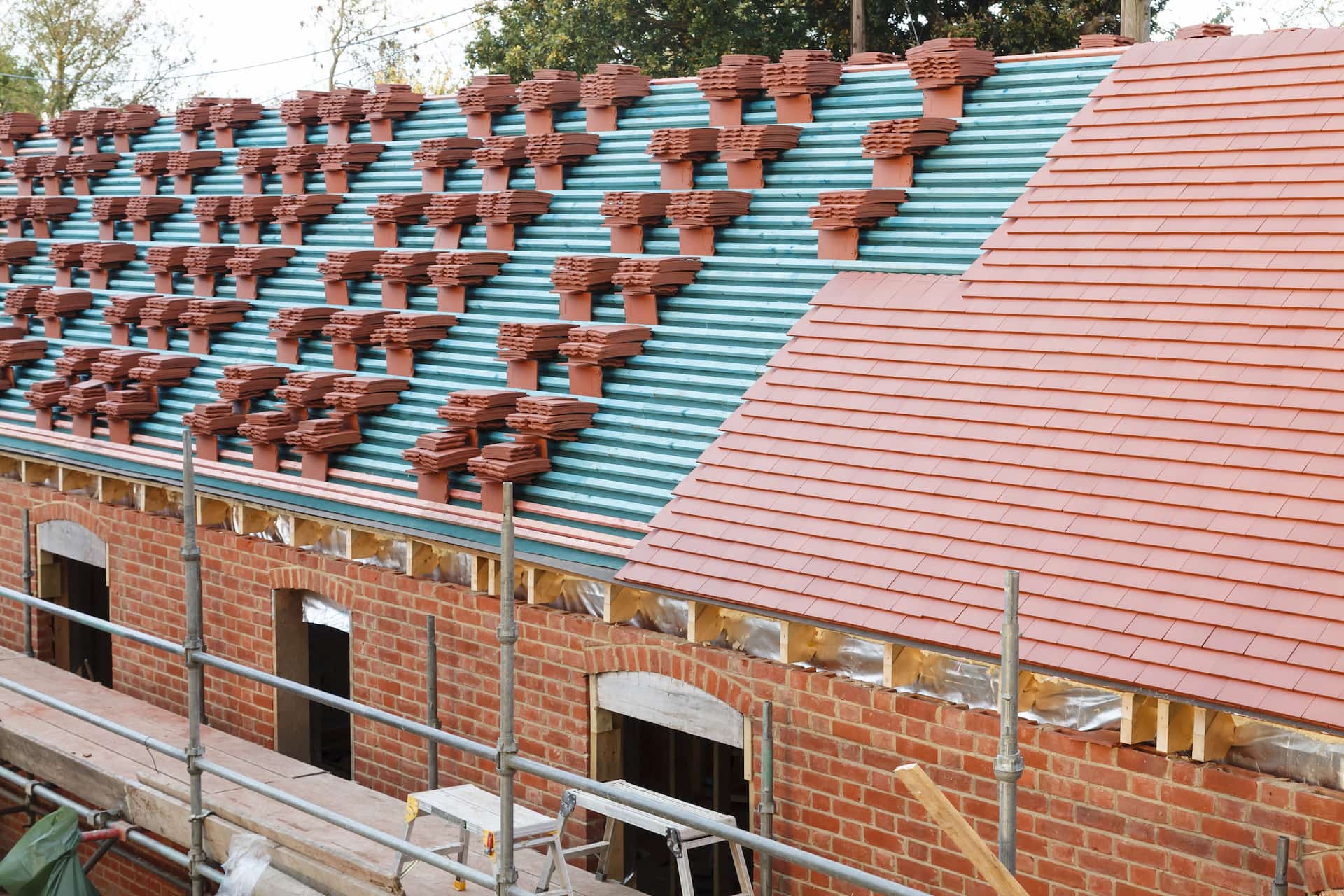 Tiled roofs near me Swindon