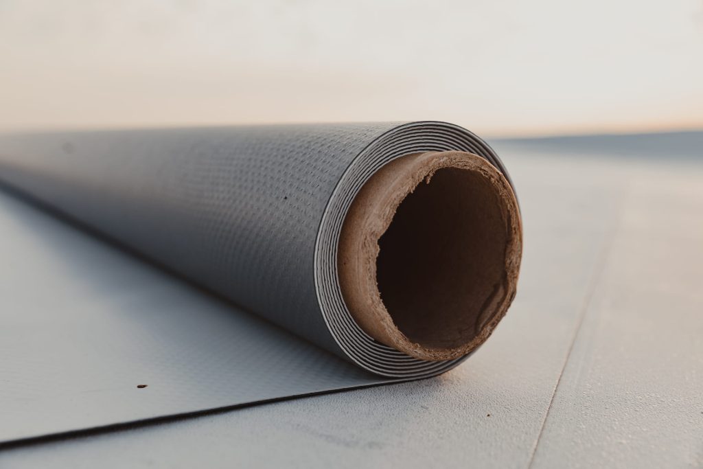 Rubber roofing company near me Swindon